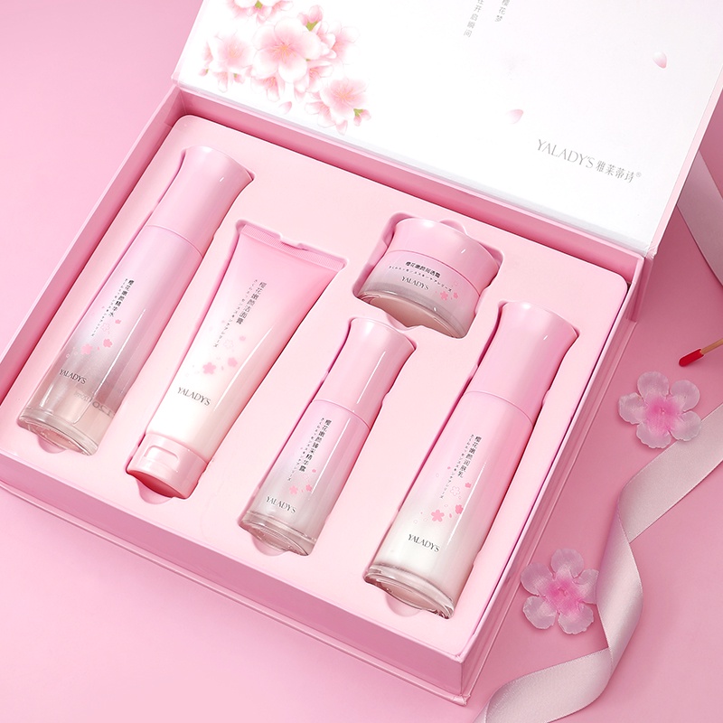 Sakura Krim Esensi Meremajakan Kulit Bersinar Set Menghilangkan Bintik 5pcs