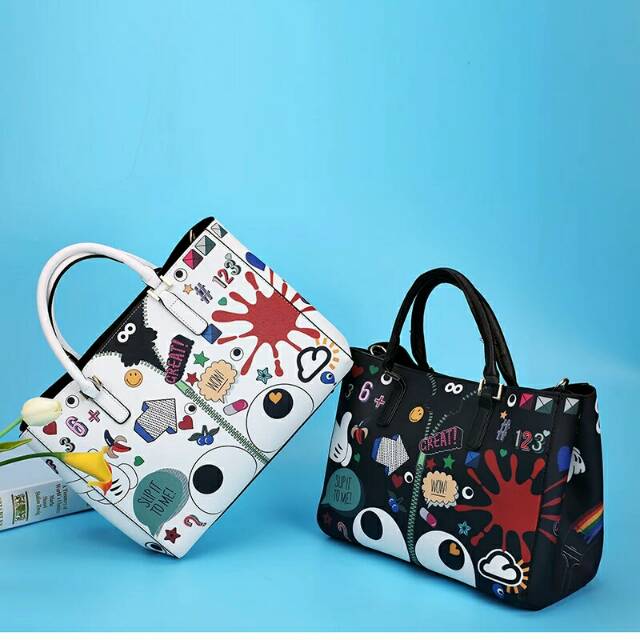 Tas Wanita Totebag Fashion Set Hitam Dan Putih motif Print Karakter