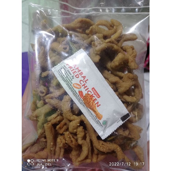 

kripik usus crispy