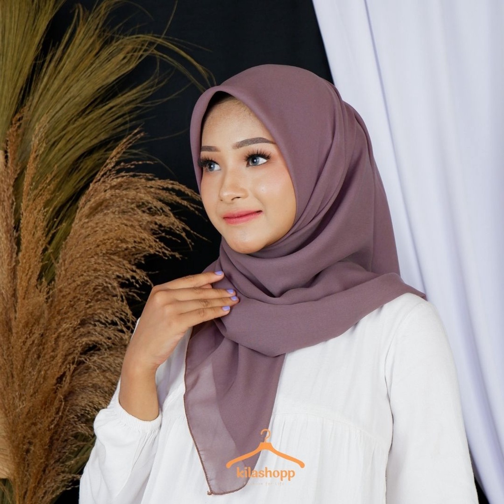 Jual KERUDUNG BELLA SQUARE JILBAB SEGI EMPAT LAUDYA DAILY PREMIUM POLOS ...