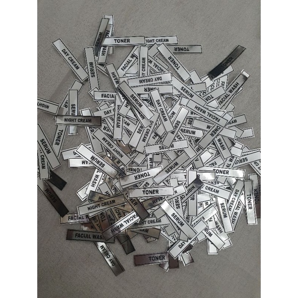 

STIKER LABEL SKINCARE SILVER 1 PACK