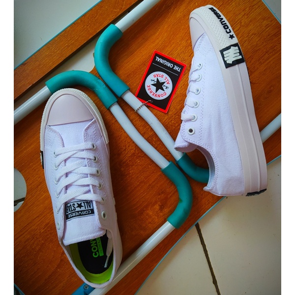 Converse Chuck Taylor CT Undefeated All Star Putih Low Converse Full White Low