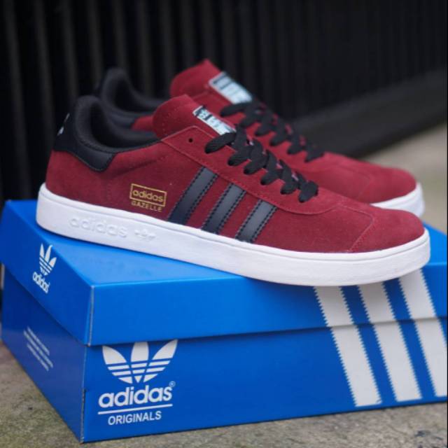 ADIDAS GAZELLE
-PREMIUM ORIGINAL-
-MADE IN VIETNAM-