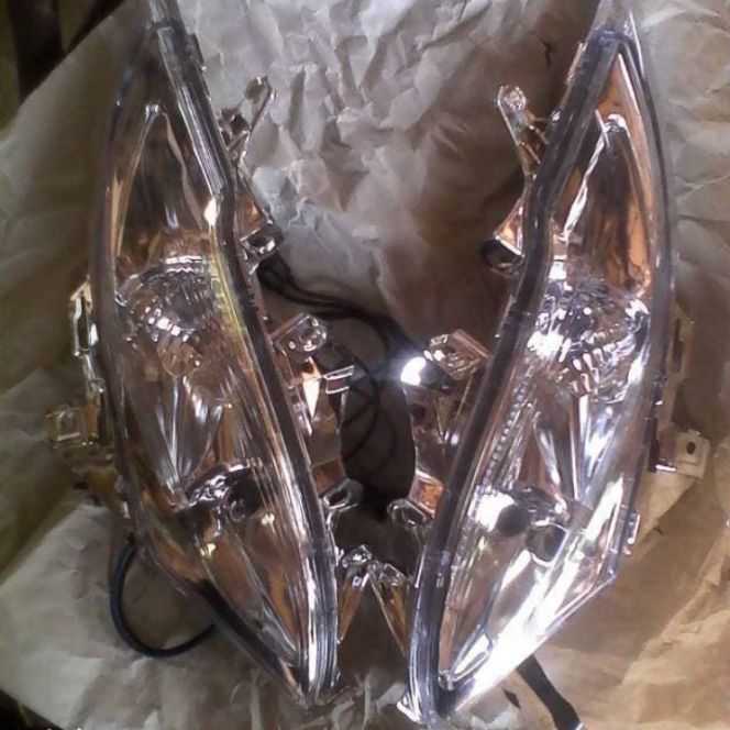 Lampu sein depan Mio J