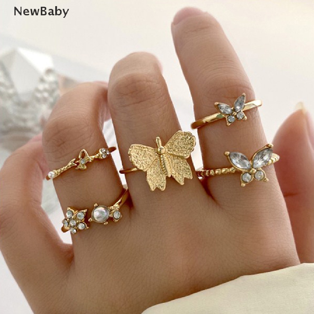 Set Cincin Bentuk Hati Geometris Bahan Zirkon Warna Perak Gaya Punk