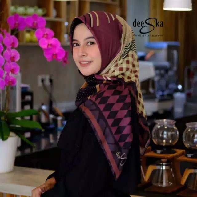 Hijab deeska original segi empat Voal printed scarf serri aisyah