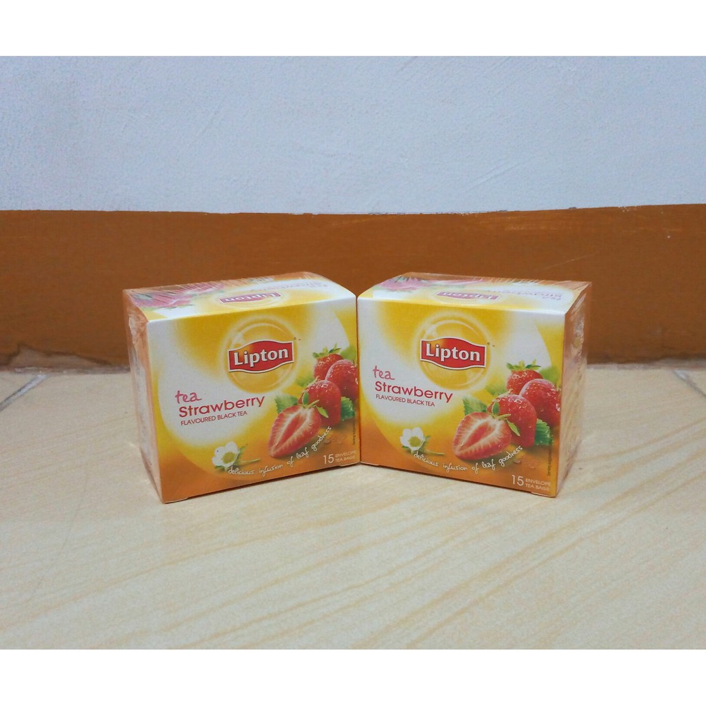 Lipton Strawberry Flavoured Black Tea