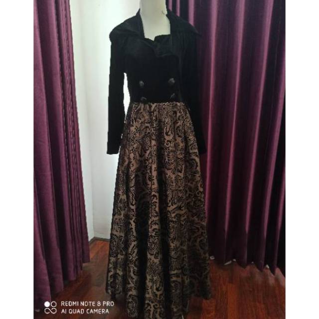 Baju, gamis pesta mewah