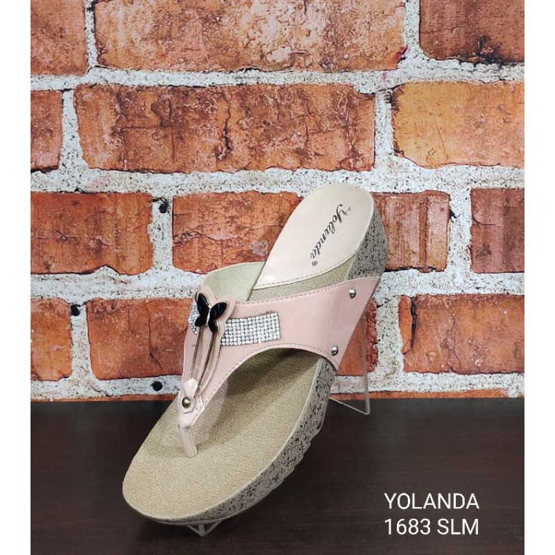 sandal hak wanita , sandal hak cewek , sandal hak jepit YOLANDA