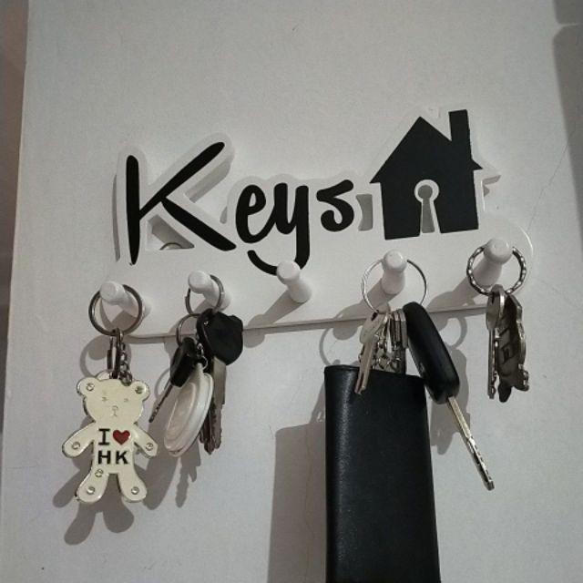 Tempat Kunci Gantung