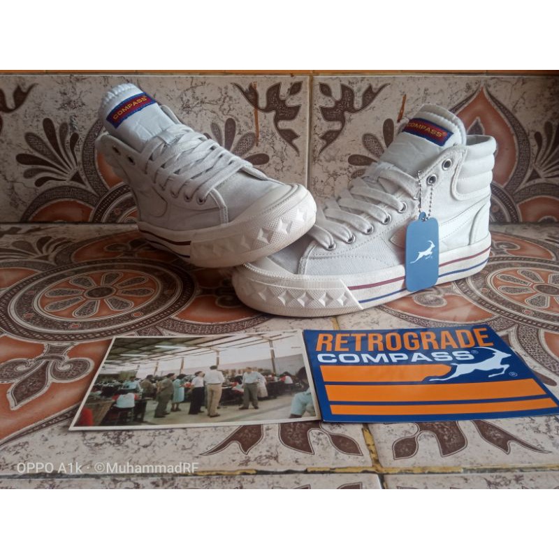 Compas Retrograde HI cream