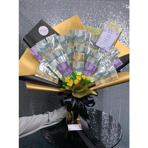 

Money Bouquet//Bucket Uang Custom.