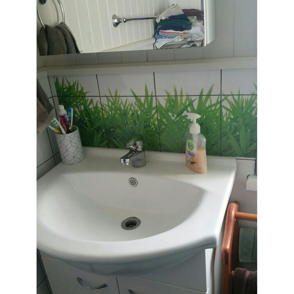 Sticker Wallpaper Dinding Model Rumput