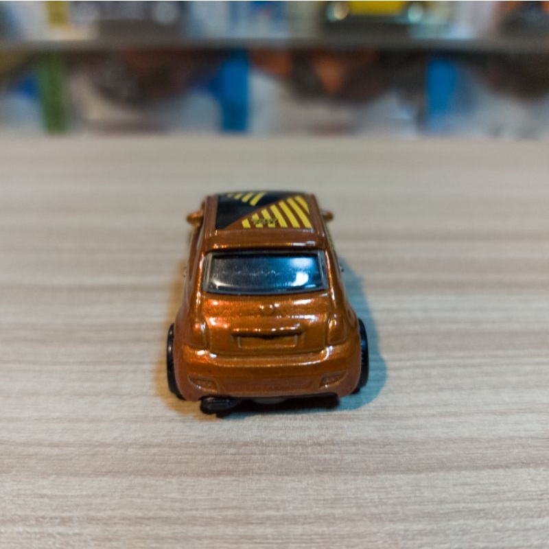 HOT WHEELS FIAT 500 LOOSE - SUPER TREASURE HUNT - THS - STH