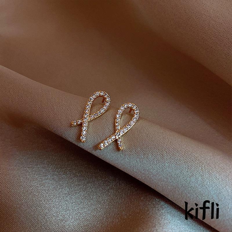 Anting Tusuk Desain Geometri Silang Hias Berlian Gaya Simple Untuk Wanita (KD)