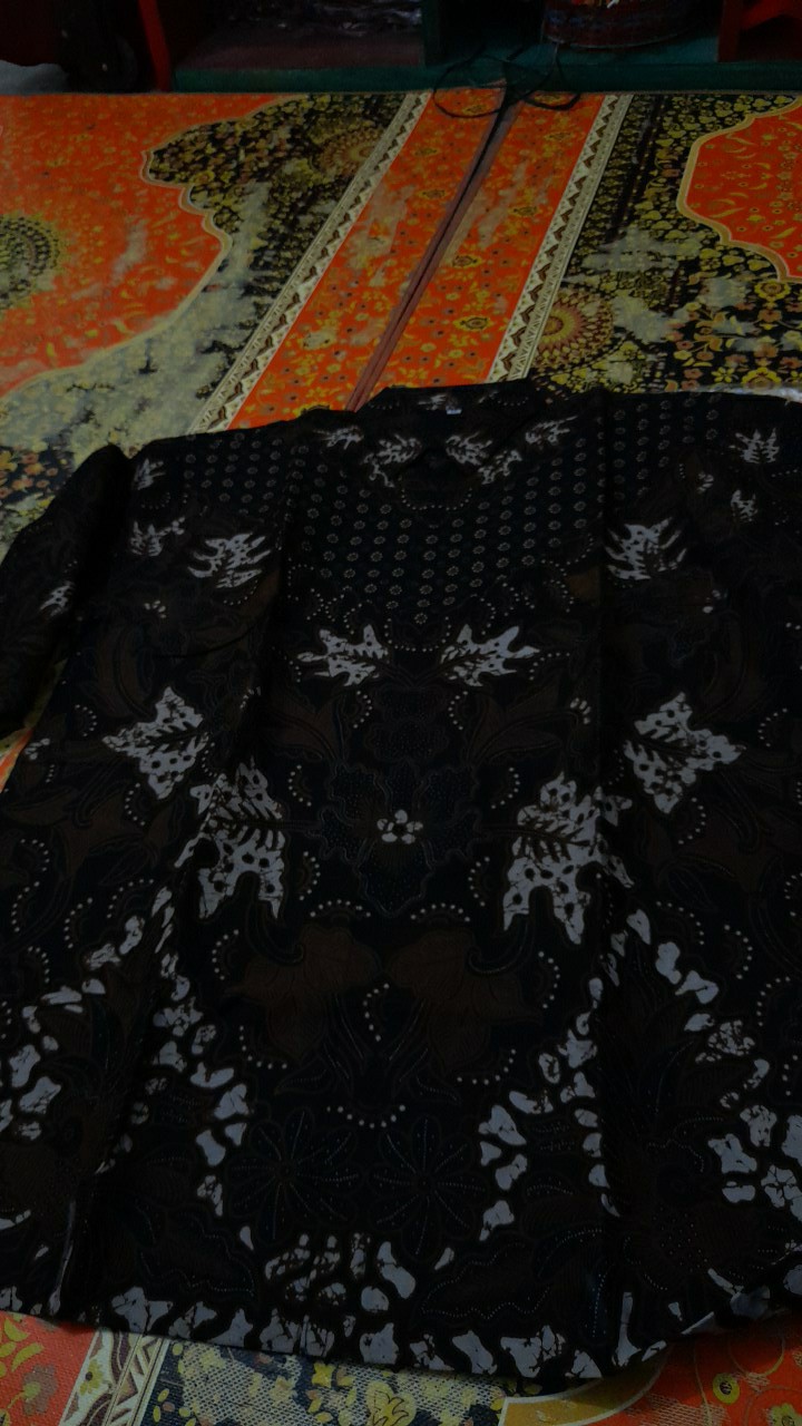 Perwira Kemeja Batik Furing Batik Solo Pria Lengan Panjang
