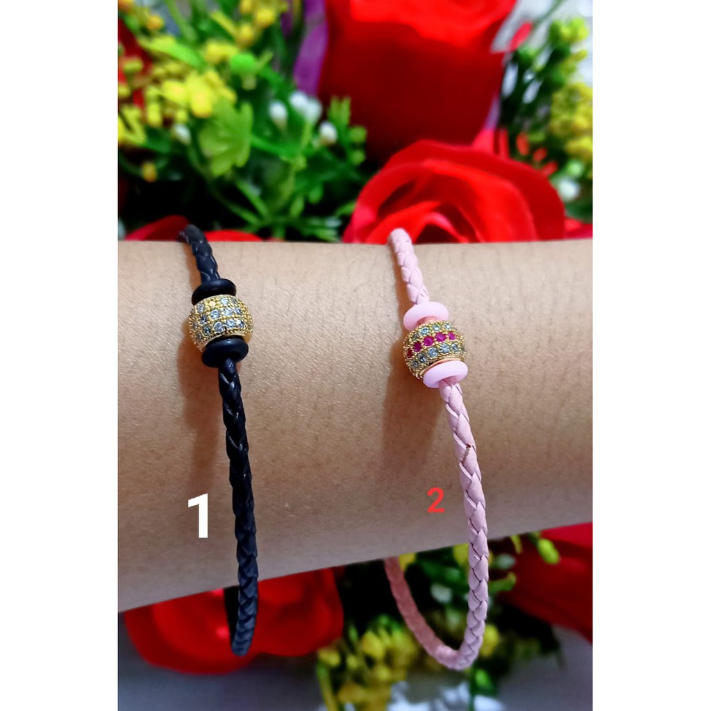 Gelang tali magnet mainan liontin bulat