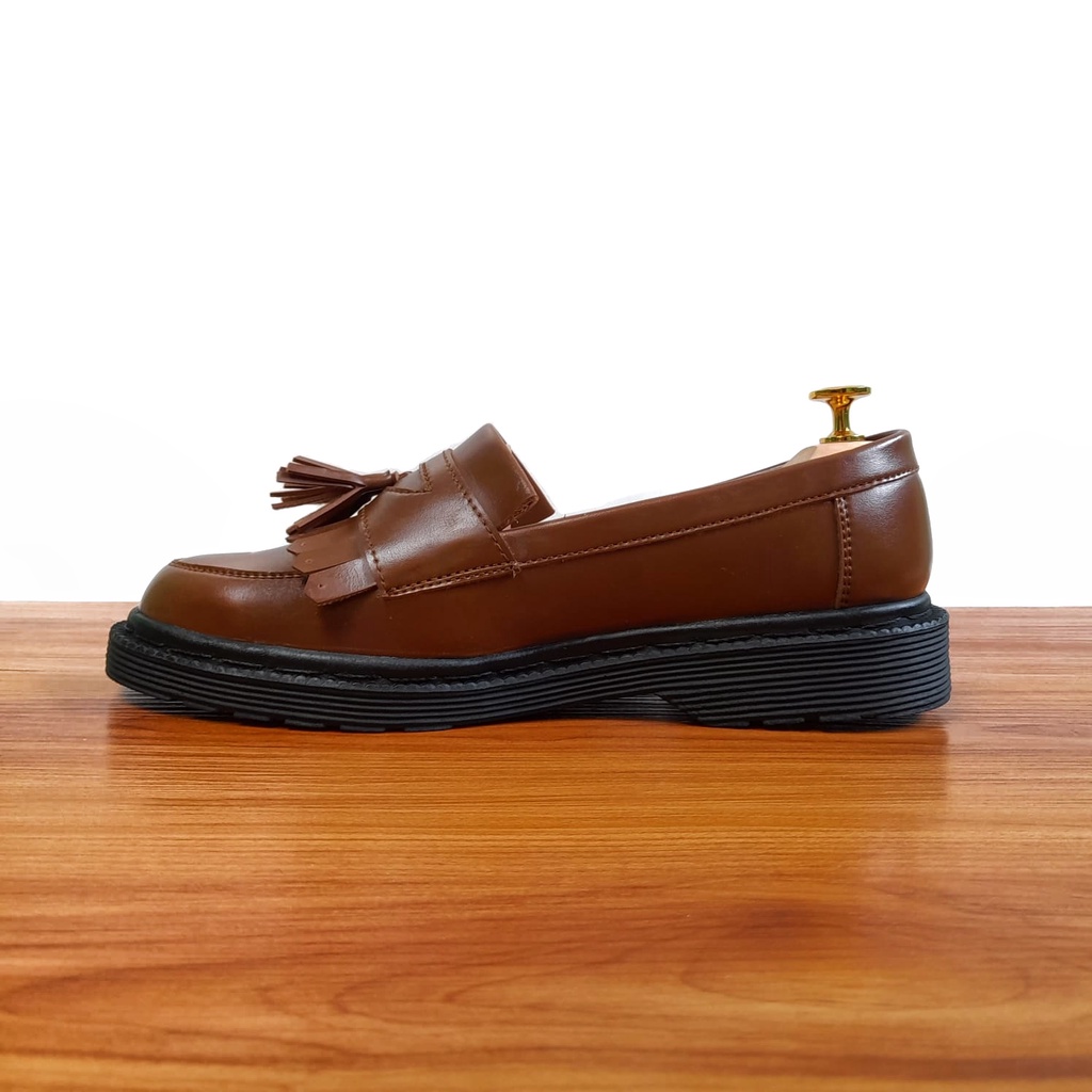 Sepatu Pria Casual Penny Loafer slip on sepatu pria hitam