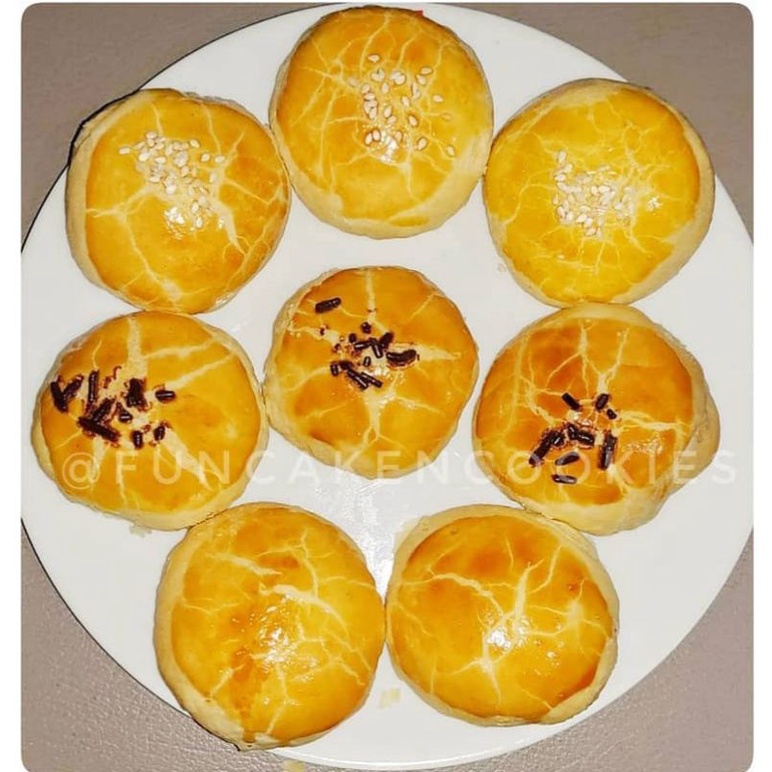 

Kue Pia Home made