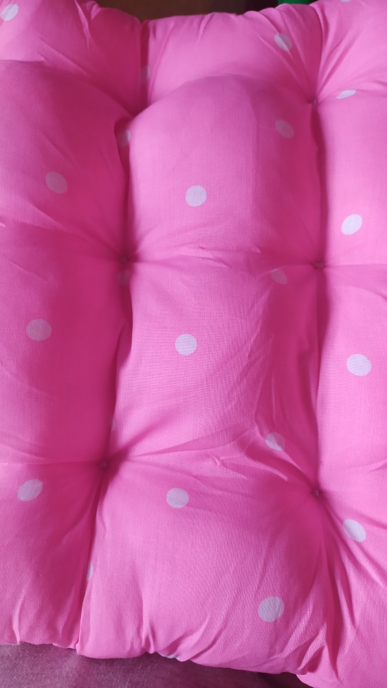 Bantal Alas Duduk 40cm Polkadot