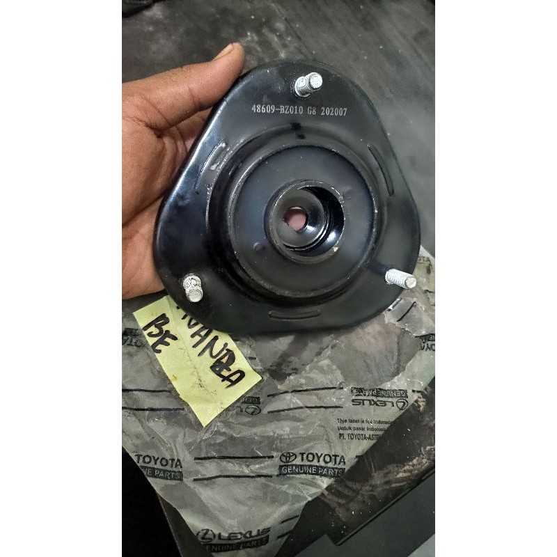 Karet Support Shock Depan Mobil Toyota Advanza