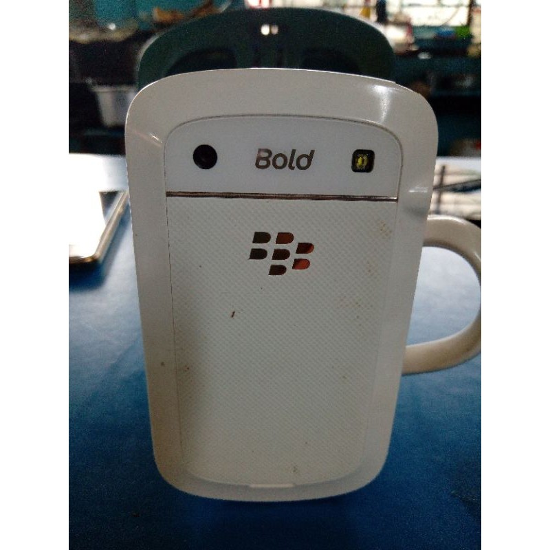 BlackBerry bold 9900