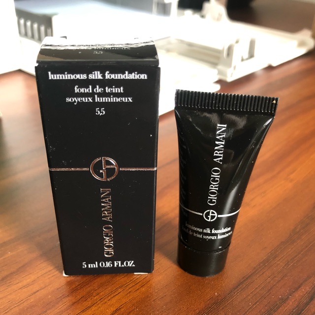 giorgio armani luminous silk foundation mini