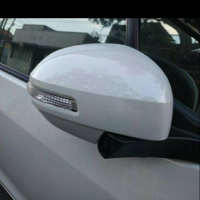 Cover spion untuk Mobil Suzuki Ertiga 2012-2015, original Suzuki