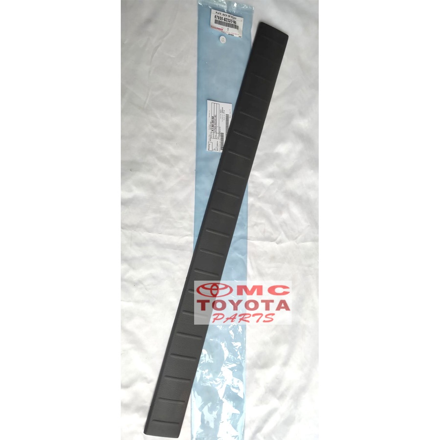 Sill Plate List Plate Bagasi Belakang Avanza Xenia 67935-BZ020-B0