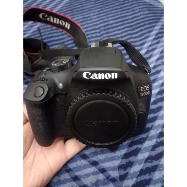 Kamera DSLR CANON 1300D