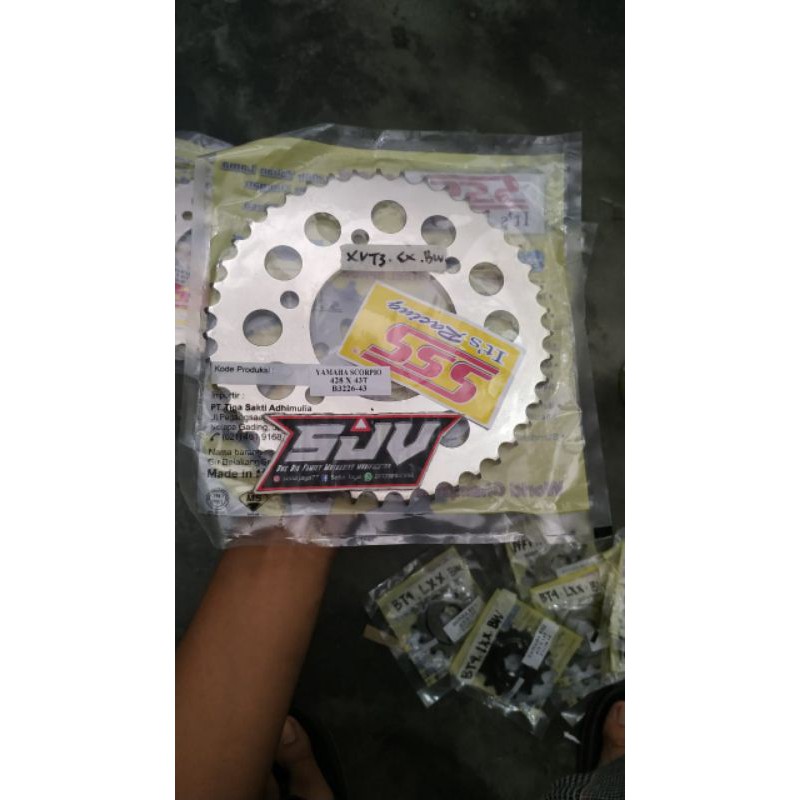 GIR/ GEAR BELAKANG 428 TRIPLE S YAMAHA SCORPIO , VIXION , MX KING , BYSON TERMURAH