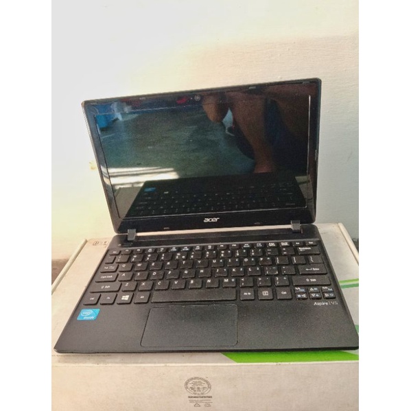 Netbook Acer aspire V5 intel/2GB/320GB/Win7 second