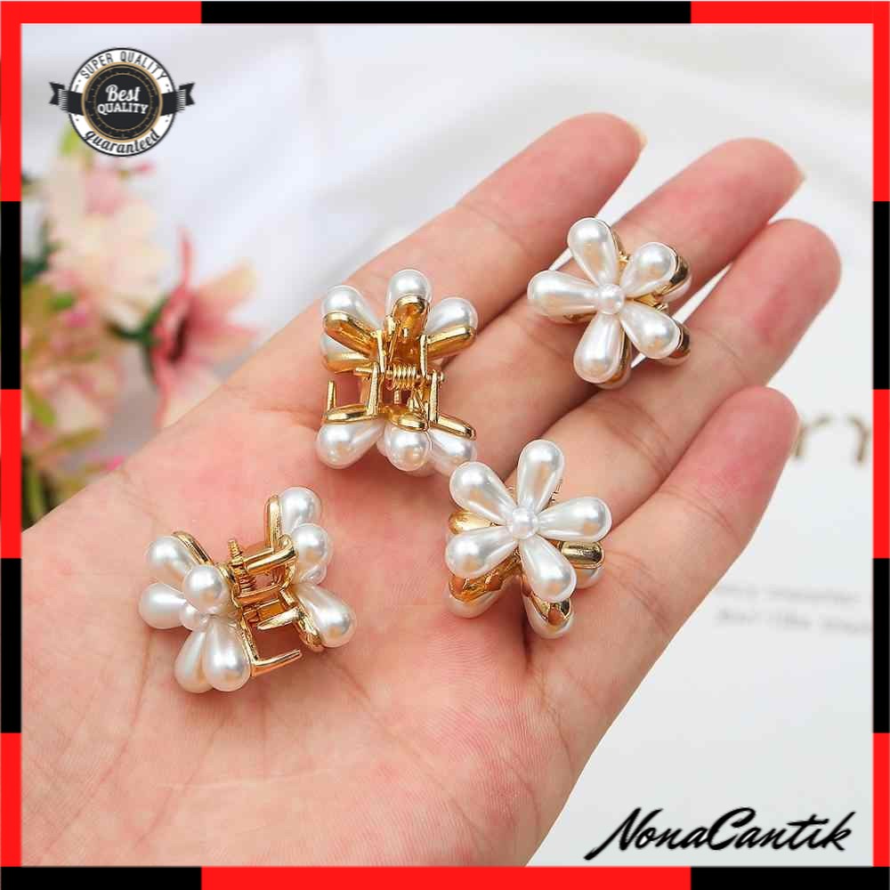 Jepit Rambut Korea Elegan Motif Mutiara Bunga Daisy Jepit Poni Ornamen Aksesoris Rambut Jedai Mini Hair Claw Clips