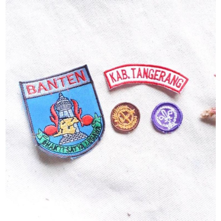 atribut  Pramuka/cewe/cowok