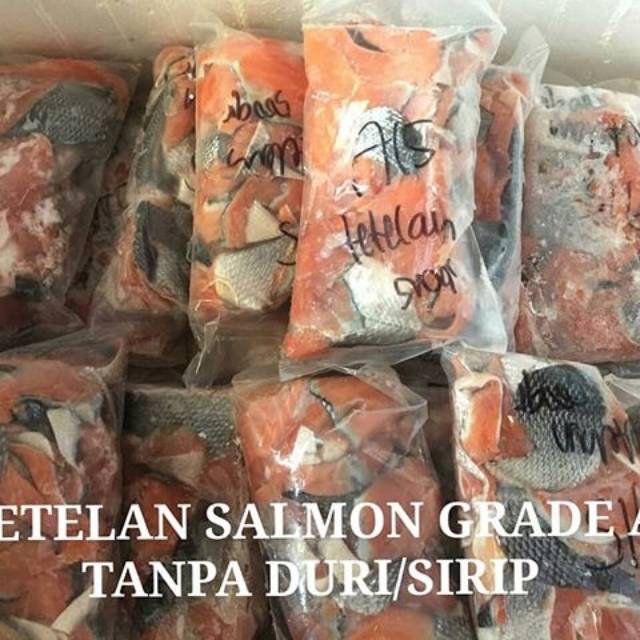 

Ready stock tetelan salmon grade A bebas duri dan tulang tersedia pula aneka frozen seafood lainnya