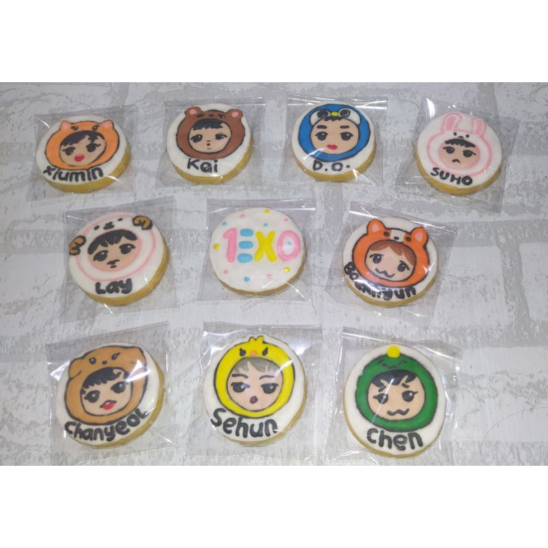 

deon cookies karakter kpop treasure nct exo bts size 6cm