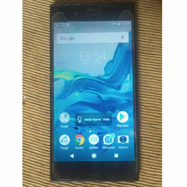 Sony Xperia XZ S0-01J Docomo bekas