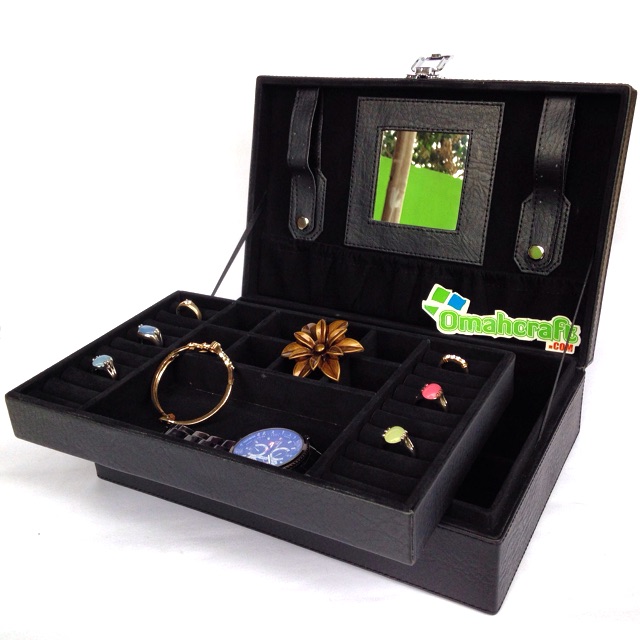 Kotak Tempat Perhiasan Cincin Kalung Gelang Anting Antam Logam Mulia / Jewelry Box and Accesories