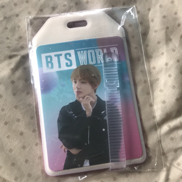 Trade tag BTS world
