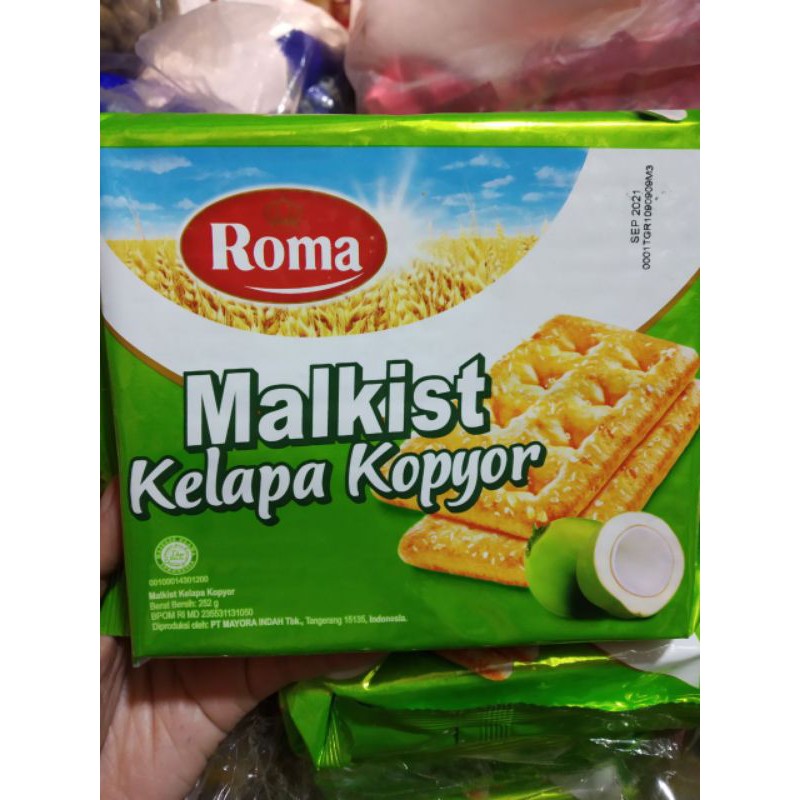 ✓Roma Malkist Kelapa Kopyor