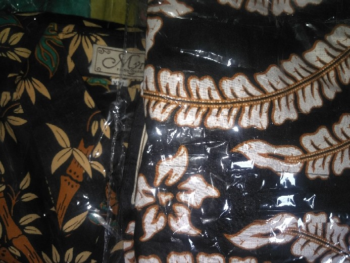 Batik Myrna - Kemeja Batik Pria Atasan Lengan Panjang Alang-alang