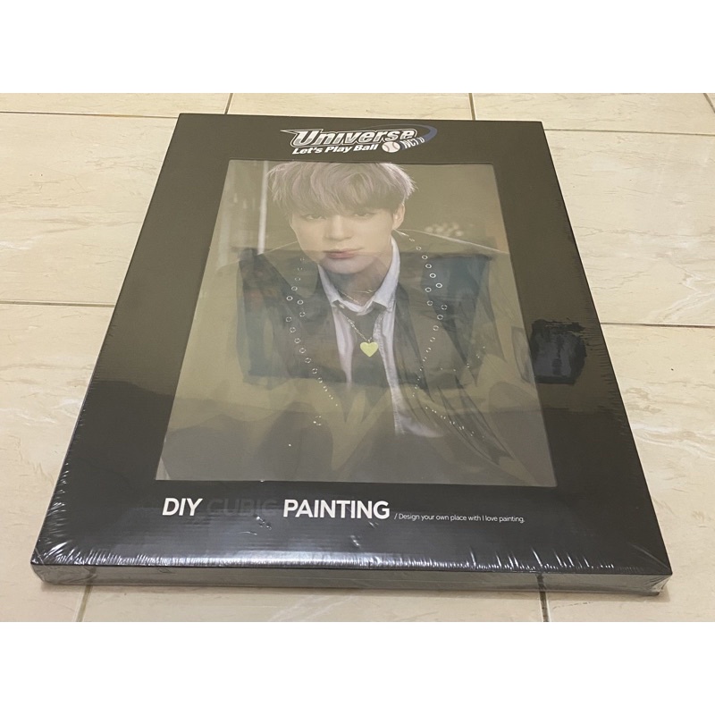 Cubic painting Jeno Universe