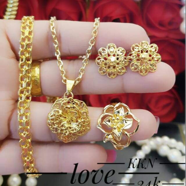 satu set perhiasan xuping berlapis emas 24 k