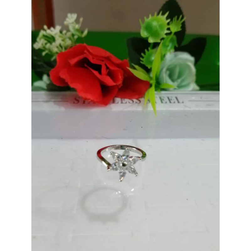 Cincin pria wanita Titanium elegan mewah anti luntur lapis emas 22k motif pilihan