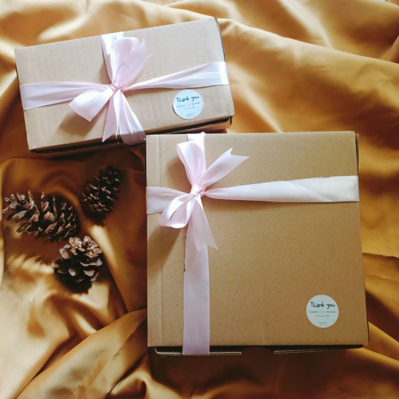 

GIFT BOX - HAMPERS KADO