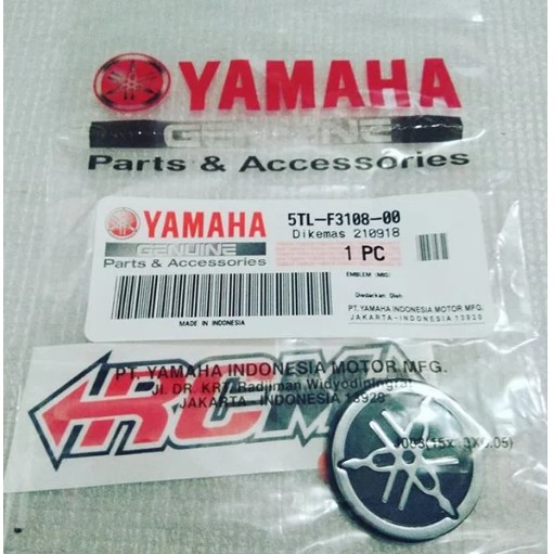 5TL-F3108-00 EMBLEM LOGO PANEL DASI TENGAH MIO M3 SMILE U XEON RC JUPITER MX 135 NEW ORI 5TL