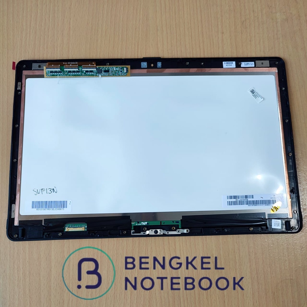 LCD Touchscreen Sony SVF13N