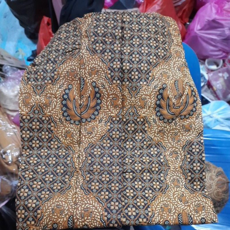 Rok wiru dewasa alus-Cowo buntel melati