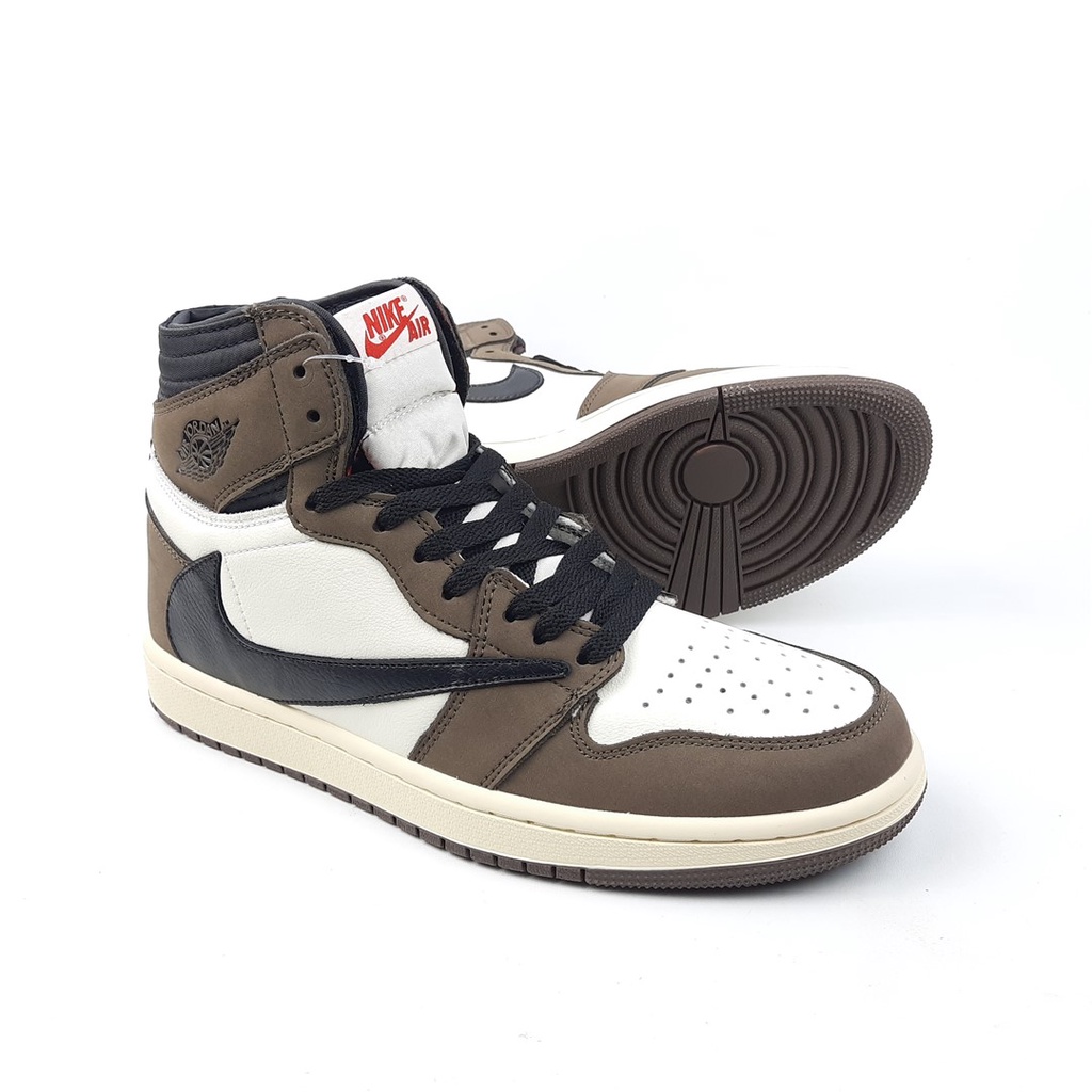 Sneakers Ultra Nike Air Jordan 1 High OG TS SP &quot;Travis Scott&quot; Mocha 40-45