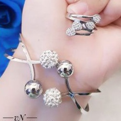 Titanium Set Gelang dan Cincin Wanita B8252